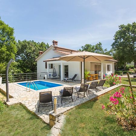 Holiday Home Rea ลาบิน ภายนอก รูปภาพ