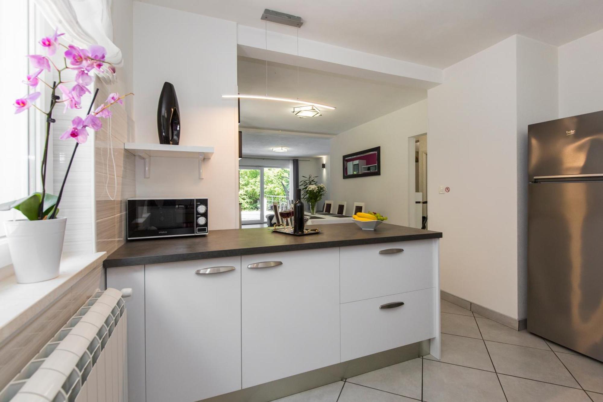 Holiday Home Rea ลาบิน ภายนอก รูปภาพ