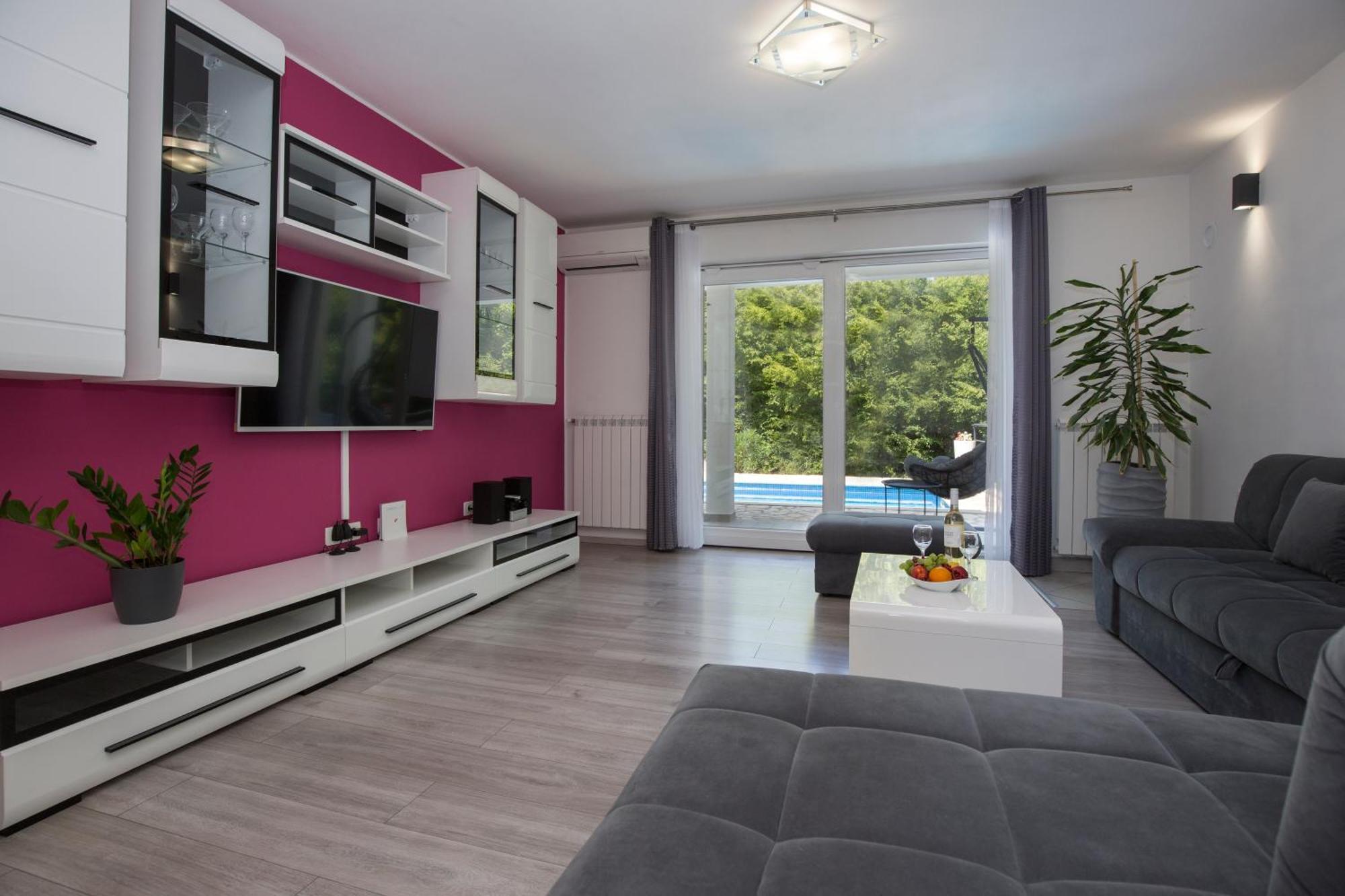 Holiday Home Rea ลาบิน ภายนอก รูปภาพ