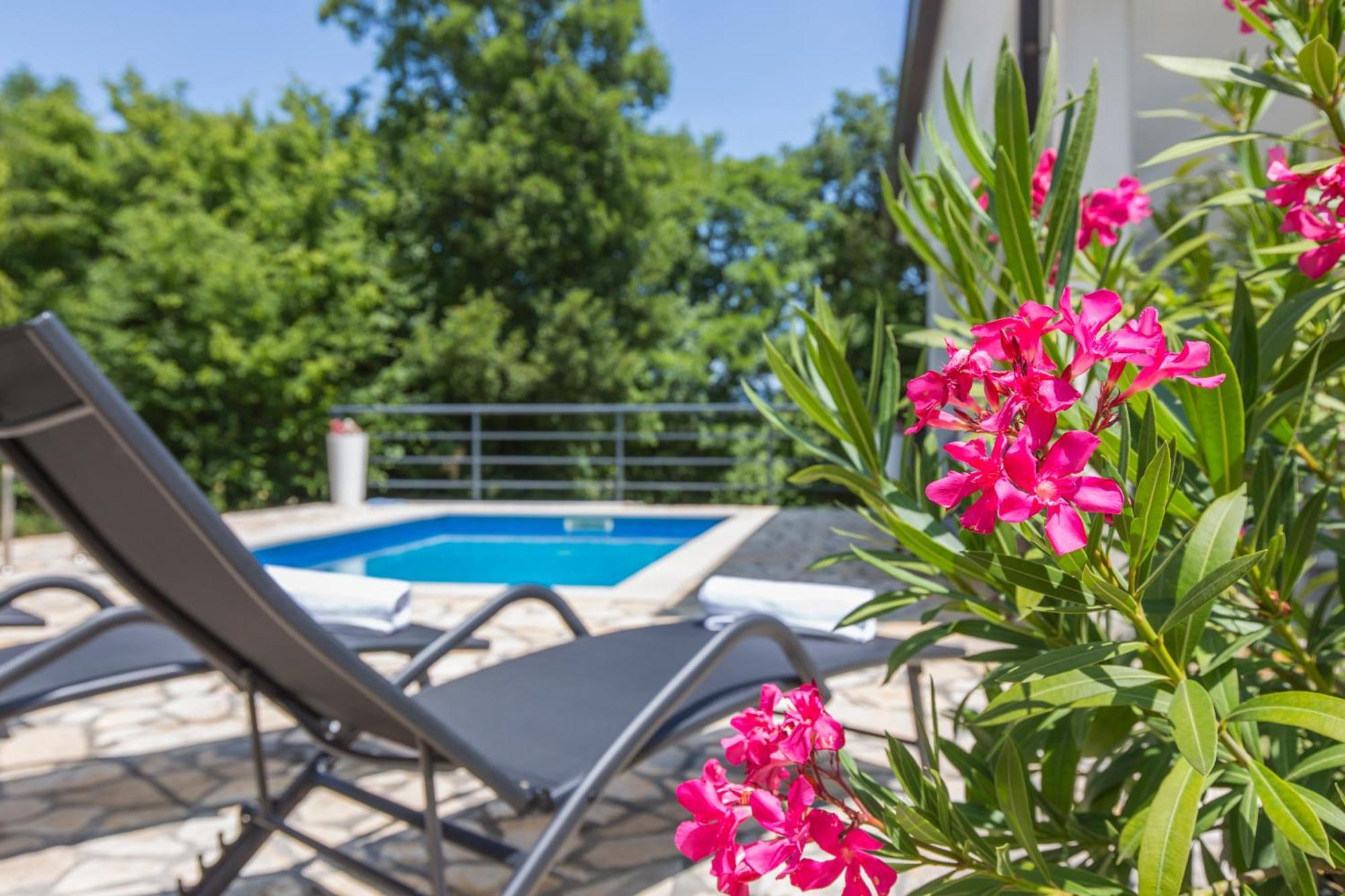Holiday Home Rea ลาบิน ภายนอก รูปภาพ