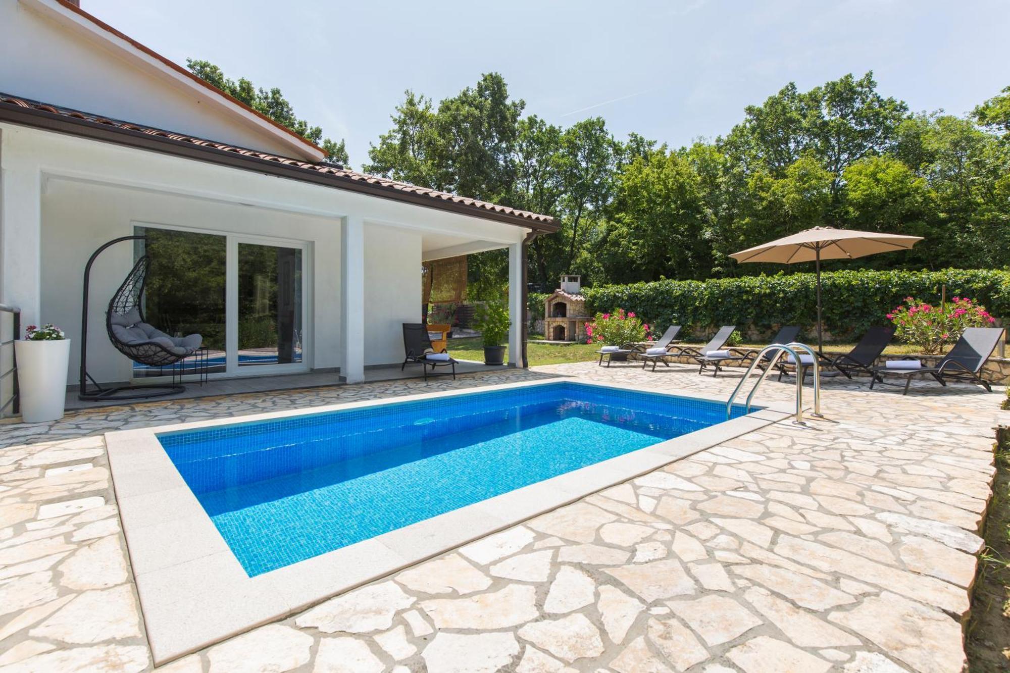 Holiday Home Rea ลาบิน ภายนอก รูปภาพ