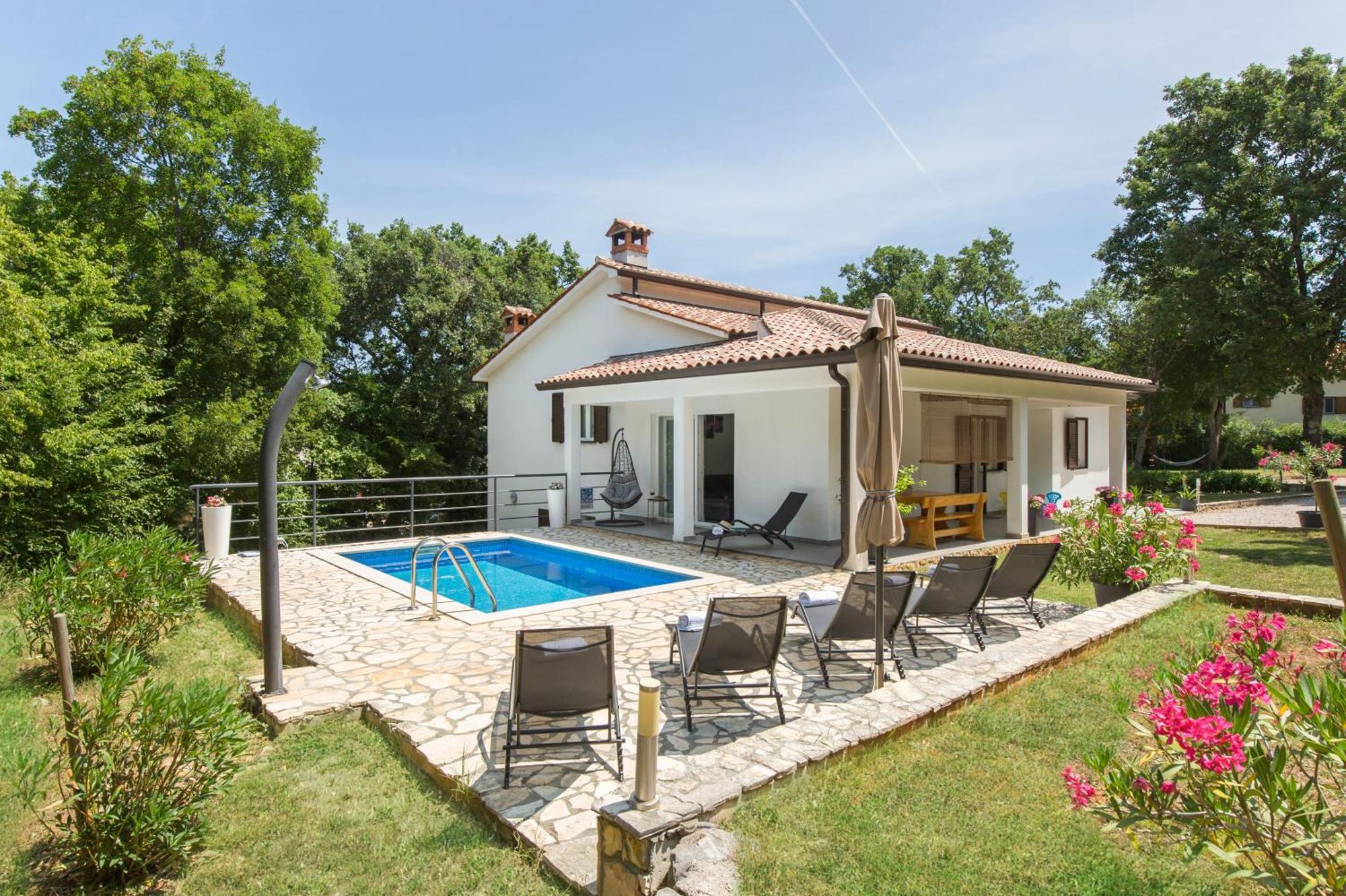 Holiday Home Rea ลาบิน ภายนอก รูปภาพ