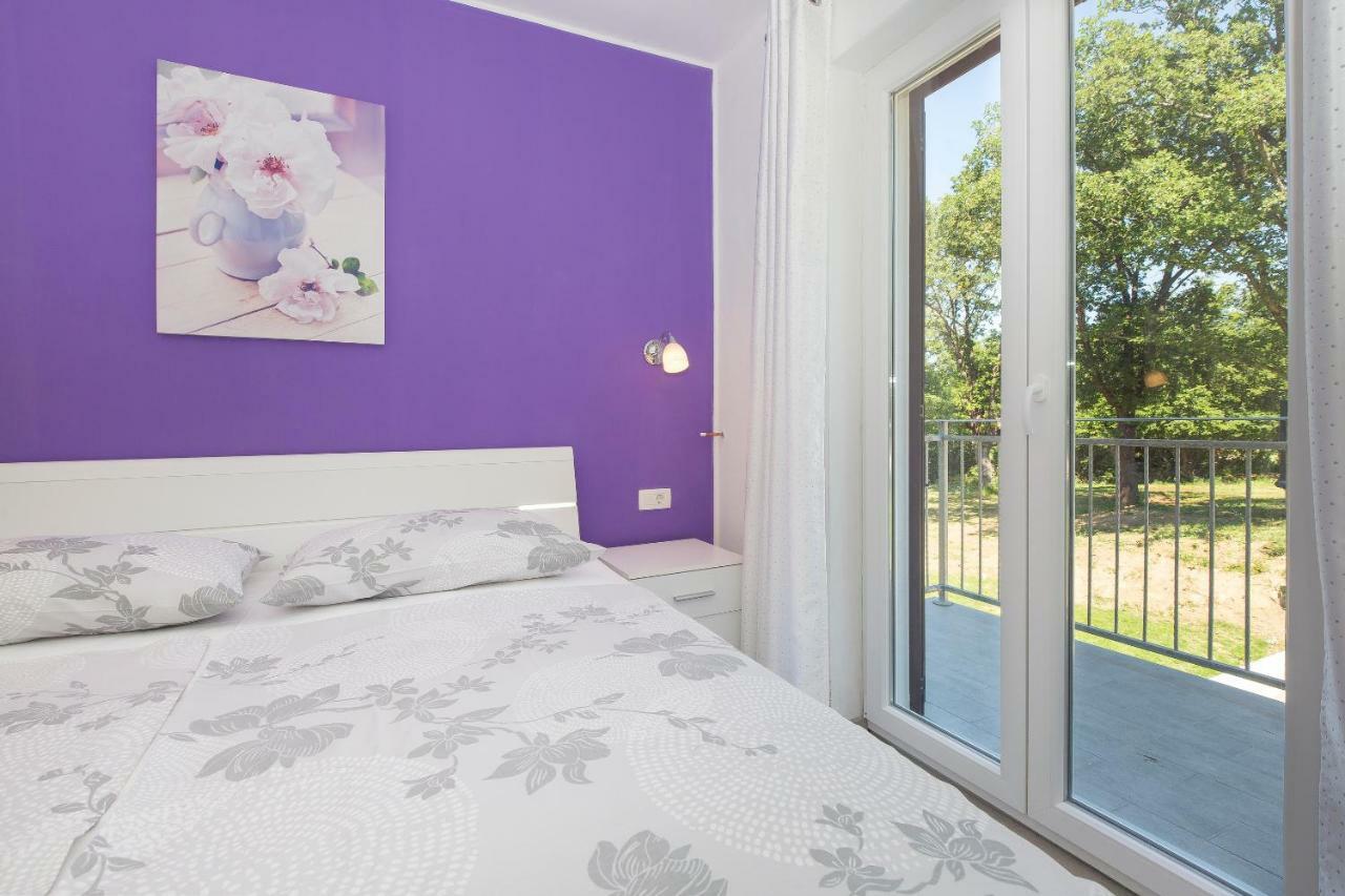 Holiday Home Rea ลาบิน ภายนอก รูปภาพ